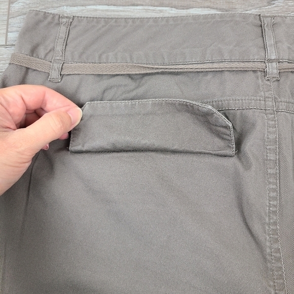 Smart Set Brown Cargo Shorts Size 7 - Picture 11 of 16